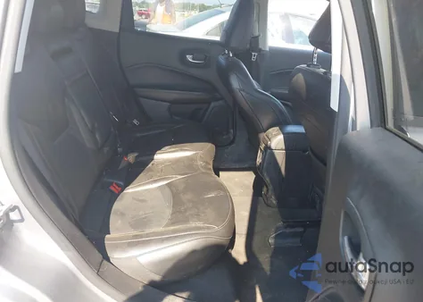 2019 Jeep Compass Limited 4X4 from USA, damaged, VIN 3C4NJDCB5KT854737